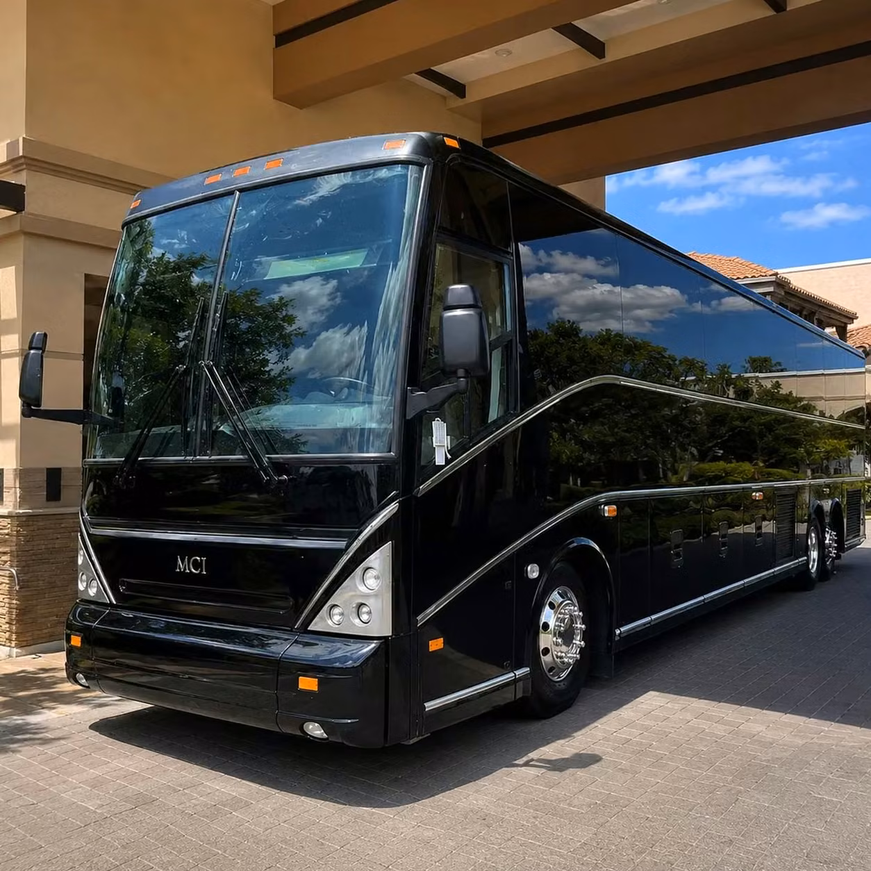 sheboygan unlock new family memories in a sheboygan charter bus